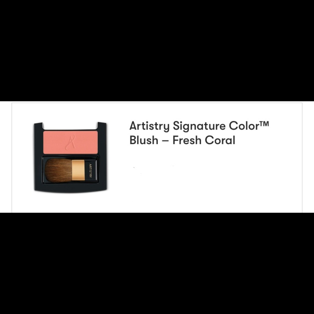 Blush - Picture 2 of 5
